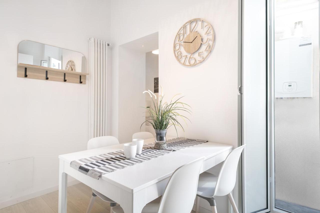 White Ostilia Apartments Rom Exteriör bild